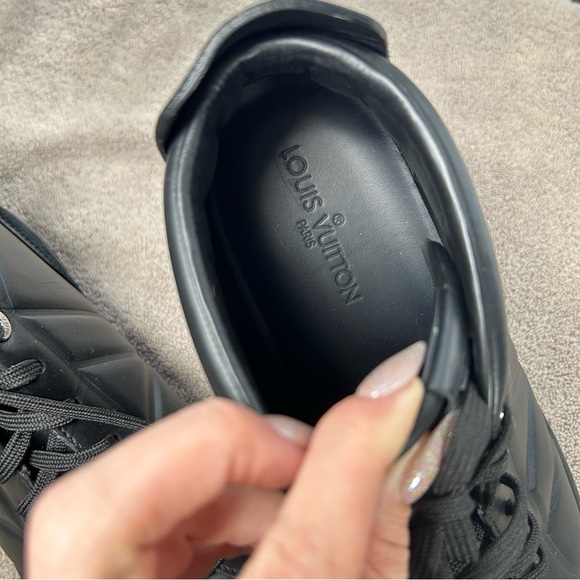 VGUC black Vintage Louis Vuitton men’s sneakers shoe size 8.5 - Picture 4 of 7